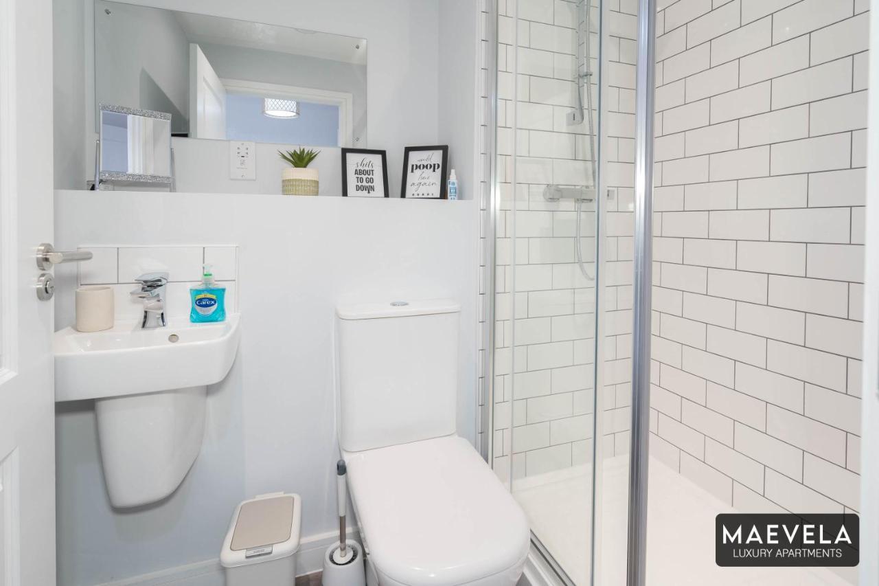 Maevela Apartments - Luxury Top Floor Penthouse - With Parking - 2 Bedroom New Build Apartment ✪ City Centre, Digbeth ✓ With Huge Patio Sliding Doors - City View - Rooftop Terrace - Ps4 & Smart Tv'S バーミンガム エクステリア 写真