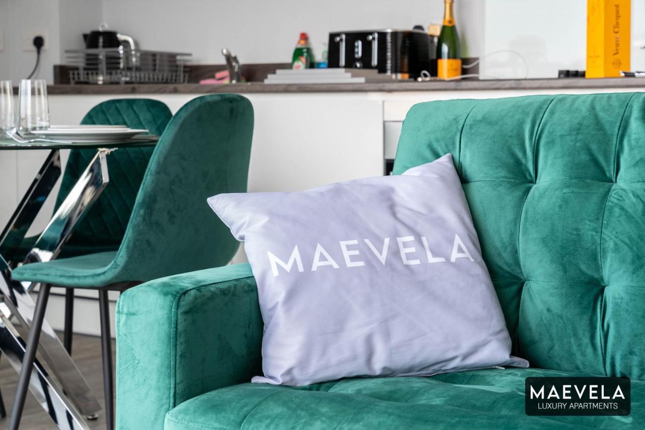 Maevela Apartments - Luxury Top Floor Penthouse - With Parking - 2 Bedroom New Build Apartment ✪ City Centre, Digbeth ✓ With Huge Patio Sliding Doors - City View - Rooftop Terrace - Ps4 & Smart Tv'S バーミンガム エクステリア 写真